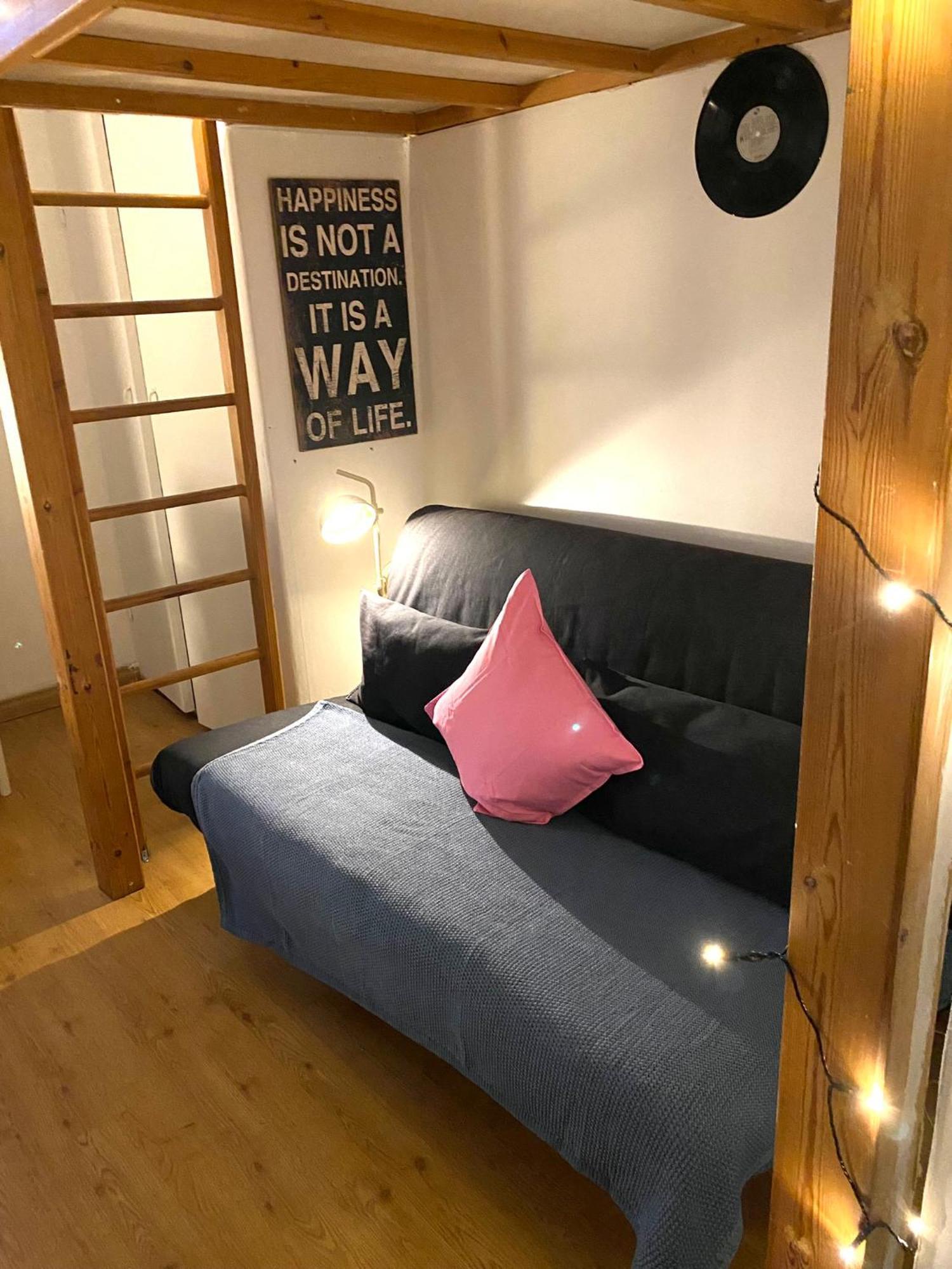 Апартаменты Cozy Nest, Kamppi Хельсинки Экстерьер фото